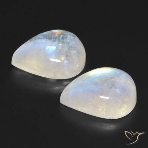 Shop natural 20.52ct Blanc bleuâtre Pierre de lune arc-en-ciel gems, En forme de poire, from États Unis at GemSelect. In stock, global shipping!