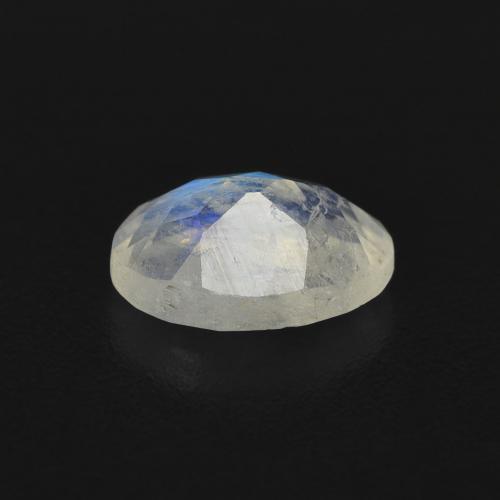 Pierre de lune arc-en-ciel Blanc bleuâtre naturelle ovale, 0.81 ct, Transparent