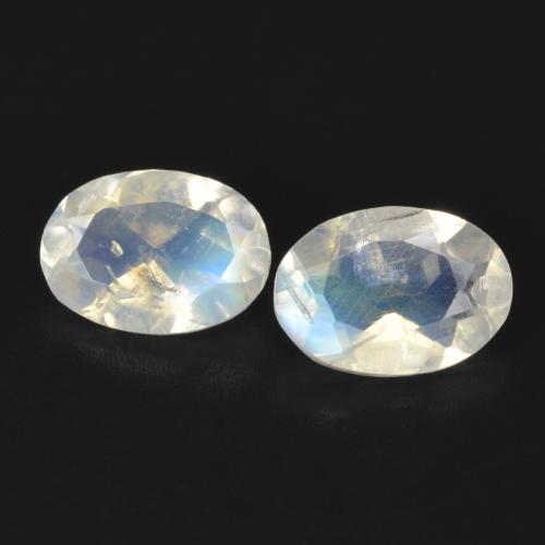 1.35ctw Naturel Blanc bleuâtre Pierre de lune arc-en-ciel, ovale, Transparent