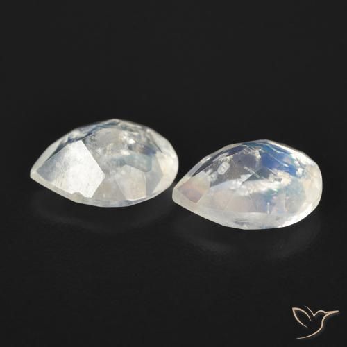 Shop natural 1.35ct Blanc bleuâtre Pierre de lune arc-en-ciel gems, En forme de poire, from États Unis at GemSelect. In stock, global shipping!