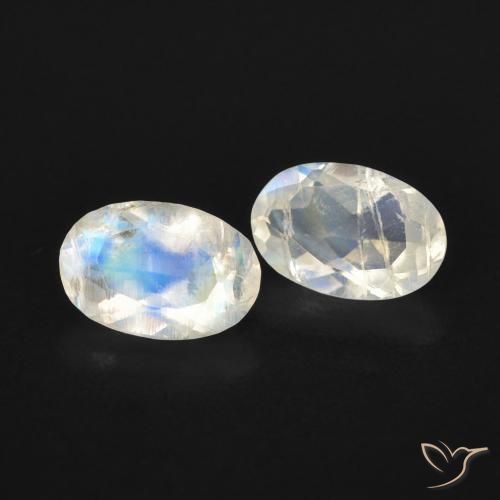 Shop natural 0.82ct Blanc bleuâtre Pierre de lune arc-en-ciel gems, Marquise, from États Unis at GemSelect. In stock, global shipping!