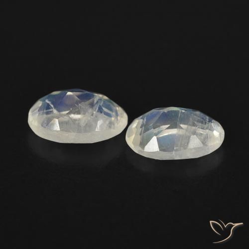 Shop natural 0.82ct Blanc bleuâtre Pierre de lune arc-en-ciel gems, Marquise, from États Unis at GemSelect. In stock, global shipping!