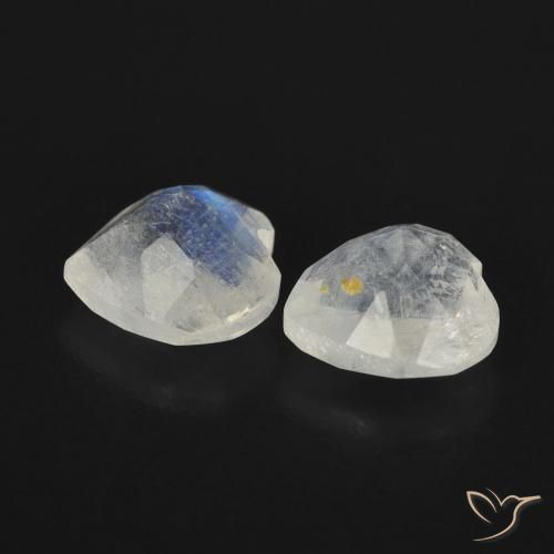 Shop natural 1.33ct Blanc bleuâtre Pierre de lune arc-en-ciel gems, Cœur, from États Unis at GemSelect. In stock, global shipping!
