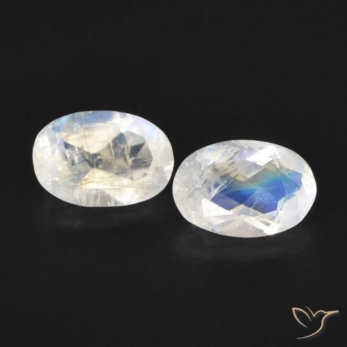 0.81ctw Naturel Blanc bleuâtre Pierre de lune arc-en-ciel, ovale, Transparent