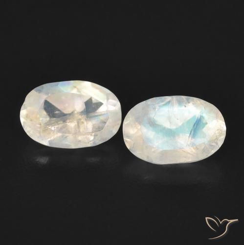 0.88ctw Naturel Blanc bleuâtre Pierre de lune arc-en-ciel, ovale, Transparent
