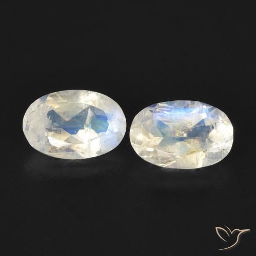 0.80ctw Naturel Blanc bleuâtre Pierre de lune arc-en-ciel, ovale, Transparent