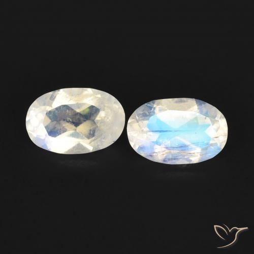 0.80ctw Naturel Blanc bleuâtre Pierre de lune arc-en-ciel, ovale, Transparent