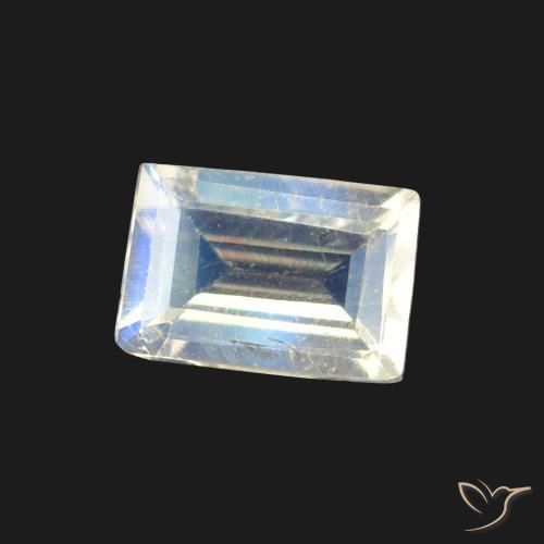 Pierre de lune arc-en-ciel Blanc bleuâtre naturelle Baquette, 0.48 ct, Transparent