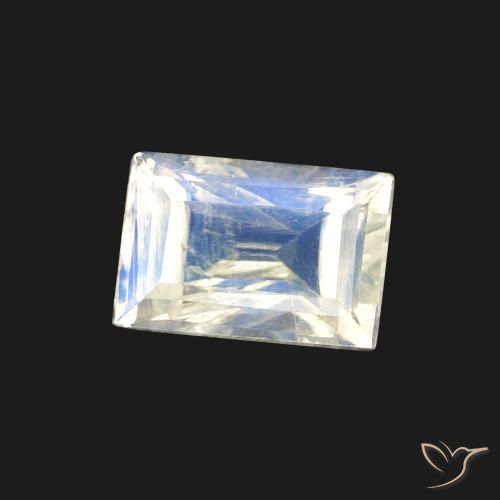 Pierre de lune arc-en-ciel Blanc bleuâtre naturelle Baquette, 0.56 ct, Transparent