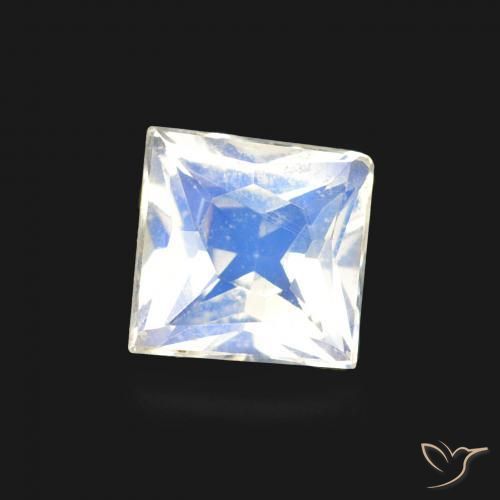 Pierre de lune arc-en-ciel Blanc bleuâtre naturelle Carré, 0.55 ct, Transparent