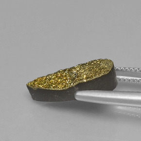 Pyrite arc-en-ciel Multicolore naturelle En forme de poire, 5.04 ct, Opaque