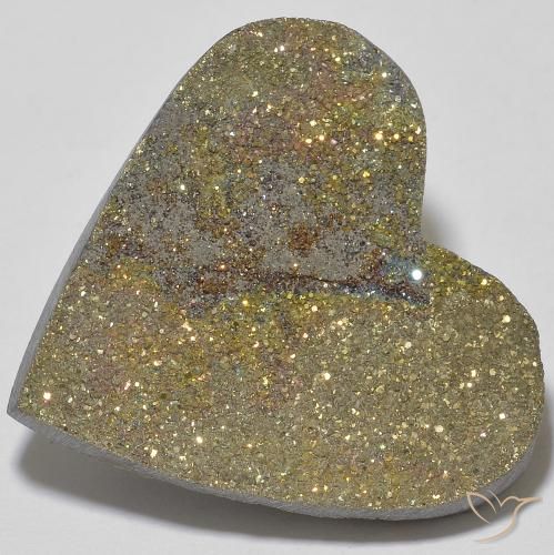 26.19ct Naturel Multicolore Pyrite arc-en-ciel, Cœur, Opaque