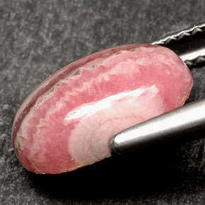 Rhodochrosite Multicolore naturelle Coupe ovale, 4.36 ct, Opaque