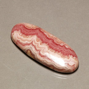 Rhodochrosite multicolore naturelle forme fantaisie, 29,84 ct, opaque