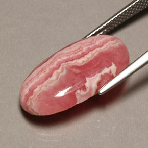 Rhodochrosite multicolore naturelle coupe ovale, 13,08 ct, opaque