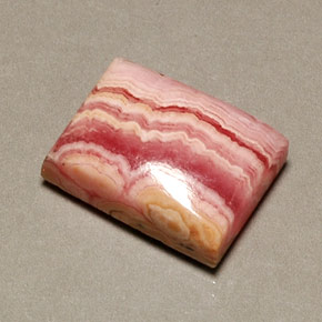 Rhodochrosite rose naturelle baguette, 16,08 ct, opaque