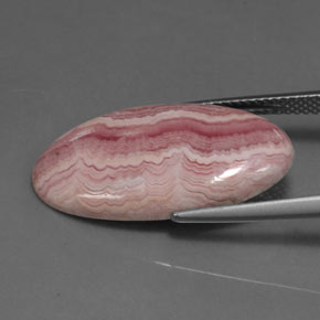 Rhodochrosite rose naturelle coupe ovale, 11,55 ct, opaque