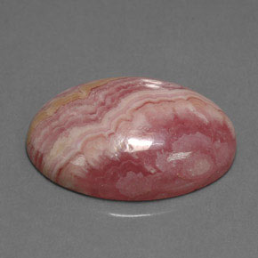 Rhodochrosite rose naturelle coupe ovale, 16,89 ct, opaque