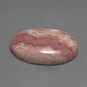 Rhodochrosite rose naturelle coupe ovale, 17,68 ct, opaque