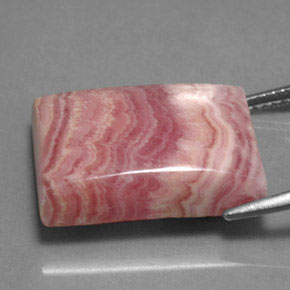 Rhodochrosite multicolore naturelle baguette, 22,46 ct, opaque