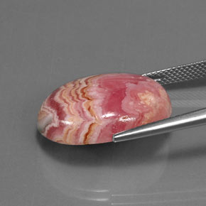 Rhodochrosite multicolore naturelle coupe ovale, 21,53 ct, opaque
