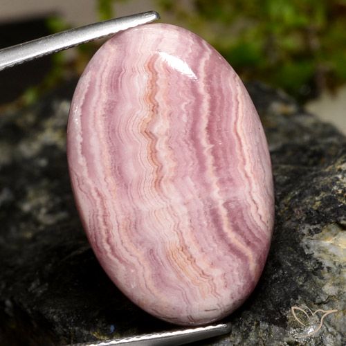 24.58ct Naturel Multicolore Rhodochrosite, ovale, Opaque