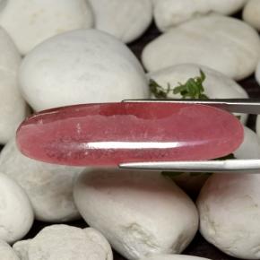 Rhodochrosite multicolore naturelle coupe ovale, 31,93 ct, translucide