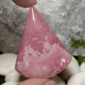 Rhodochrosite Multicolore naturelle En forme de poire, 219.58 ct, Opaque