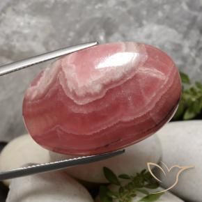 Rhodochrosite Multicolore naturelle ovale, 42.31 ct, Translucide