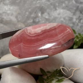 Rhodochrosite Multicolore naturelle ovale, 42.31 ct, Translucide