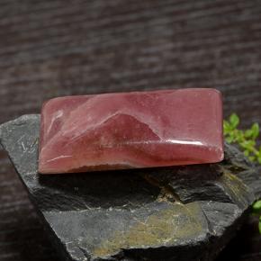 Rhodochrosite multicolore naturelle baguette, 45,48 ct, translucide
