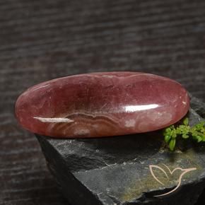 Rhodochrosite Multicolore naturelle ovale, 45.74 ct, Translucide