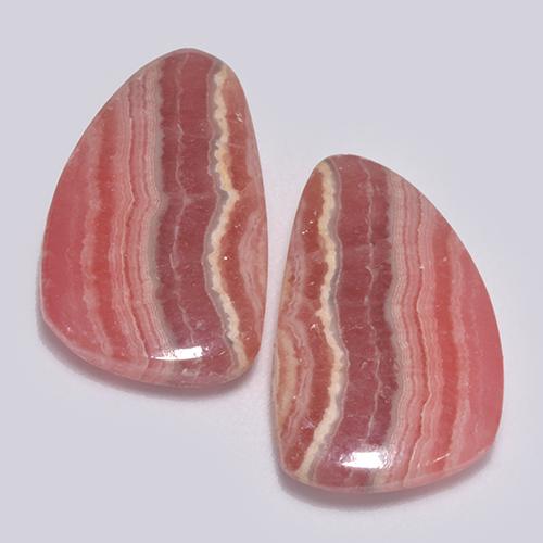 Achetez naturel 16.80ct Multicolore Rhodochrosite gems, Forme fantaisie, En provenance Afrique du Sud chez GemSelect. En stock, livraison internationale!