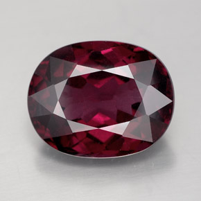 Grenat rhodolite rouge naturelle coupe ovale, 8,35 ct, VS
