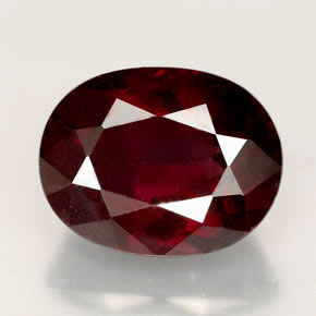 Grenat rhodolite rouge naturelle coupe ovale, 6,97 ct, VS