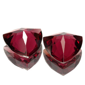 Achetez naturel ct Rouge framboises Grenat Rhodolite gems, Trillion, En provenance Tanzanie chez GemSelect. En stock, livraison internationale!