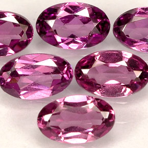 Achetez naturel ct Rose foncé nuancé de pourpre Grenat Rhodolite gems, Coupe ovale, En provenance Tanzanie chez GemSelect. En stock, livraison internationale!