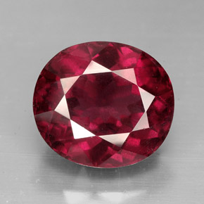 Grenat rhodolite rouge naturelle coupe ovale, 7,06 ct, VS