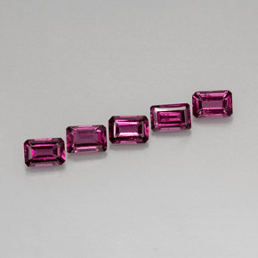 Achetez naturel ct rose grenat rhodolite gems, taille émeraude, en provenance mozambique chez gemselect. en stock, livraison internationale!