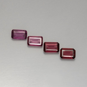 Achetez naturel ct Rose violacé Grenat Rhodolite gems, Taille émeraude, En provenance Mozambique chez GemSelect. En stock, livraison internationale!