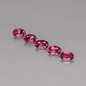 Achetez naturel ct Violet Rosâtre Grenat Rhodolite gems, Coupe ovale, En provenance Mozambique chez GemSelect. En stock, livraison internationale!