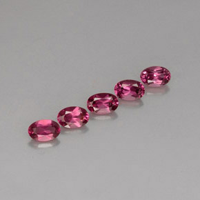 Achetez naturel ct Violet Rosâtre Grenat Rhodolite gems, Coupe ovale, En provenance Mozambique chez GemSelect. En stock, livraison internationale!