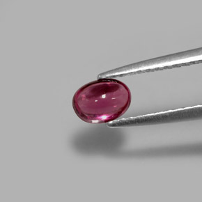 Grenat Rhodolite Violet Rosâtre naturelle Transparent, 0.69 ct, Transparent / Translucide