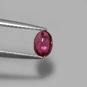 Grenat Rhodolite Violet Rosâtre naturelle Transparent, 0.69 ct, Transparent / Translucide