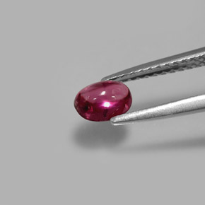 Grenat Rhodolite Violet Rosâtre naturelle Transparent, 0.69 ct, Transparent / Translucide