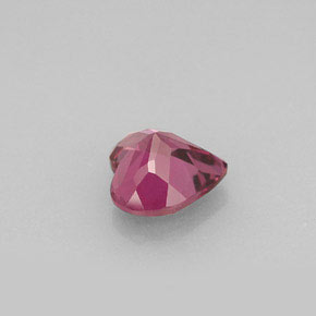 Grenat Rhodolite Rose violacé naturelle Forme de coeur, 1.50 ct, VVS-VS