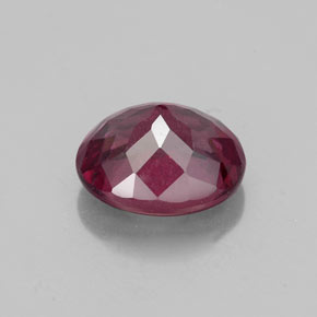Grenat rhodolite rouge naturelle coupe ovale, 2,21 ct, VS