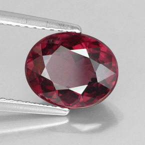 Grenat rhodolite rouge naturelle coupe ovale, 2,96 ct, VS