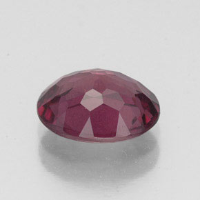 Grenat rhodolite rouge naturelle coupe ovale, 2,50 ct, VS