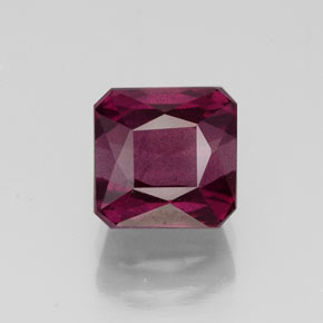 Grenat rhodolite rouge naturelle taille émeraude, 2,40 ct, VS-SI